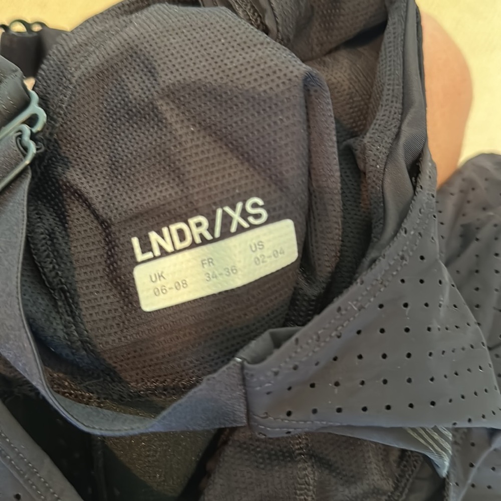 Lndr Women's Black Sports Bra - Picture 6 of 7